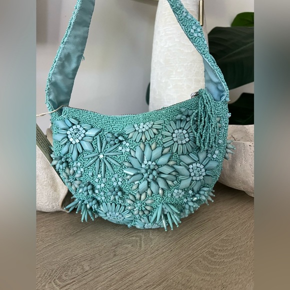 NWT Viral Blue Beaded Shoulder Bag w/ Flower Detail Handcrafted in India - Picture 7 of 10